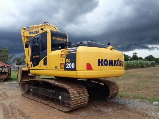 ขาย KOMATSU PC200-8 Mo