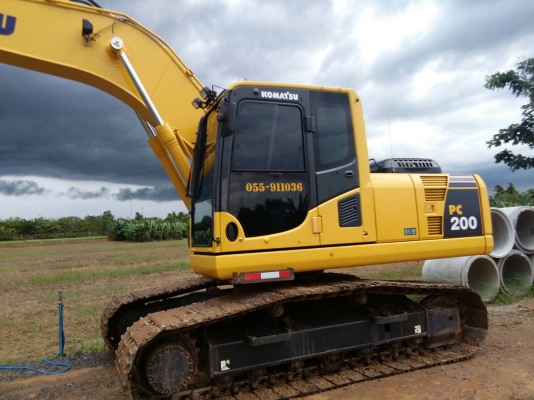 ขาย KOMATSU PC200-8 Mo