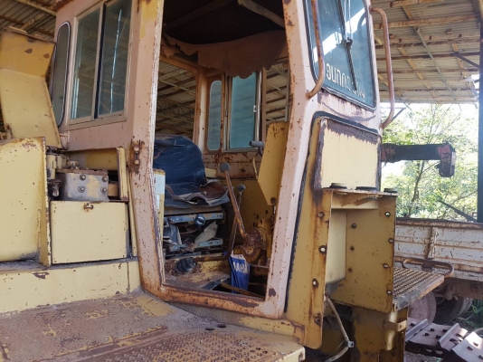 ขาย 550,000 บาท CATTERPILAR D6H (ไม่มีเครื่อง-เกียร์). โช่หนา แผ่นสวย เอกสารเล่มทะเบียน รถอยู่ จ.ปราจีนบุรี โทร&ไอดีไลน์ 0610710295 ขาย 550,000 บาท CATTERPILAR D6H (ไม่มีเครื่อง-เกียร์). โช่หนา แผ่นสวย เอกสารเล่มทะเบียน รถอยู่ จ.ปราจีนบุรี โทร&ไอดีไลน์ 0610710295