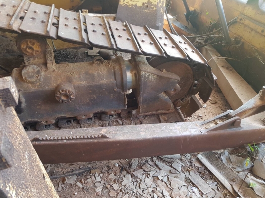 ขาย 550,000 บาท CATTERPILAR D6H (ไม่มีเครื่อง-เกียร์). โช่หนา แผ่นสวย เอกสารเล่มทะเบียน รถอยู่ จ.ปราจีนบุรี โทร&ไอดีไลน์ 0610710295 ขาย 550,000 บาท CATTERPILAR D6H (ไม่มีเครื่อง-เกียร์). โช่หนา แผ่นสวย เอกสารเล่มทะเบียน รถอยู่ จ.ปราจีนบุรี โทร&ไอดีไลน์ 0610710295