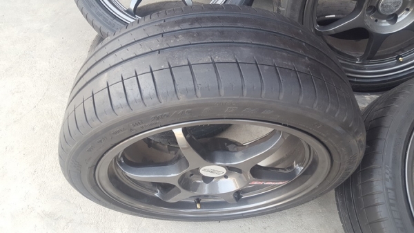 ล้อมือ2 P1ขอบ17 4รู100 ยาง205/45/17 ปี 13 4 ล้อ