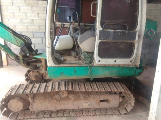 KOMATSU PC30-7 เอกสารอินวอย ราคา 320,000 รถนครศรีธรรมราช