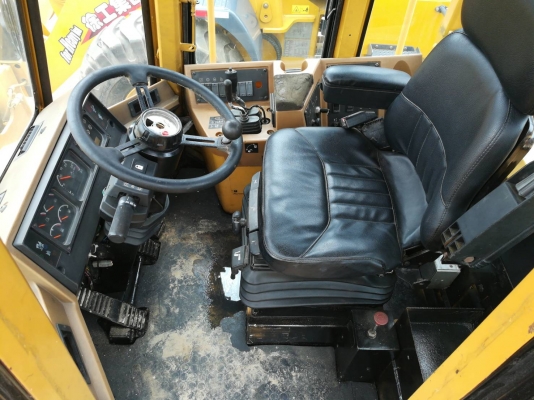 รถตัก CAT966F รถเก่าญี่ปุ่น ราคา 3,100,000 กทม. รถตัก CAT966F รถเก่าญี่ปุ่น ราคา 3,100,000 กทม.