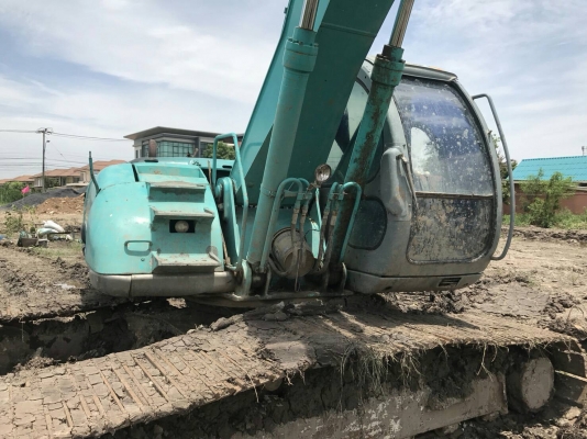 โคเบลโก้ KOBELCO SK200-Vsuper เอกสารเล่ม รถสภาพสวยพร้อมใช้งาน ราคา 750,000