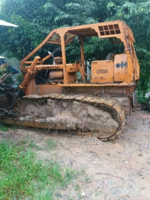 KOMATSU D 50 A-15 ห้องเลี้ยวแห้งราคา 450,000 สงขลา KOMATSU D 50 A-15 ห้องเลี้ยวแห้งราคา 450,000 สงขลา