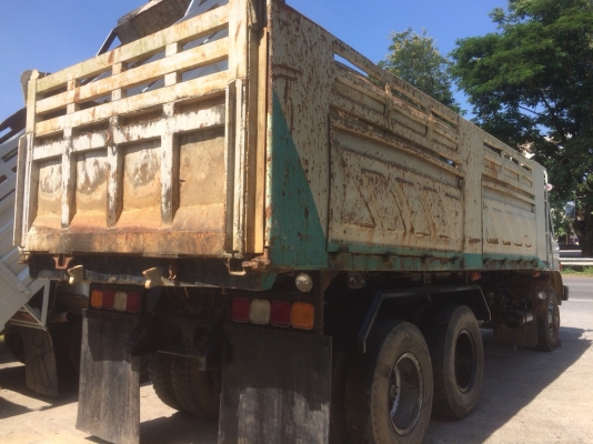 Hino sumo 227 เครื่องเดิม 220 แรง เกียร์เดิม สโล คัชซีสวยมาก กระบะดัมพ์สามมิตร ทะเบียนพร้อม