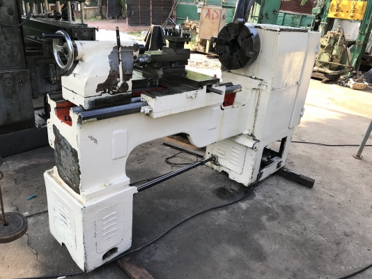 ขายเครื่องกลึง5ฟุต2เพลาเบรคสวิง850รูเพลา2.5นิ้วราคาเบาๆๆครับ