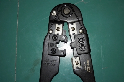 ขายคีมย้ำสาย    MADE IN RUSSIA.ใหม่เก่าเก็บ