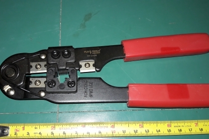 ขายคีมย้ำสาย    MADE IN RUSSIA.ใหม่เก่าเก็บ