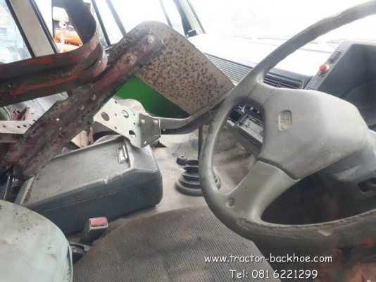 ขาย หัวเก๋ง สำหรับรถสิบล้อ เทลเลอร์ MITSUBISHI แบบ 3 ใบปัด เก่านอก ขาย หัวเก๋ง สำหรับรถสิบล้อ เทลเลอร์ MITSUBISHI แบบ 3 ใบปัด เก่านอก