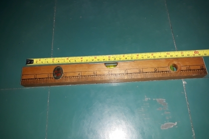 ขายระดับน้ำไม้ศรหัวใจ หุ้มทองเหลือง เยอรมันงานเก่าเก็บสวยงาม ขายระดับน้ำไม้ศรหัวใจ หุ้มทองเหลือง เยอรมันงานเก่าเก็บสวยงาม