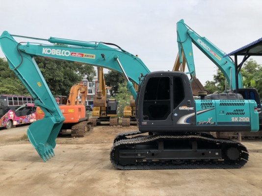 ขายด่วน!! KOBELCO SK200-8 SUPER XM ชั่วโมง6xxx สภาพสวยค่ะ