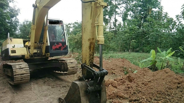 ขายแม็คโคร KOMATSU PC120-5 ไฟฟ้ามี ช่วงล่างดี เครื่องปั้มเดิม อยู่ภาคอิสาน ราคา 450,000บ. สนใจ 0835601591 หรือ 0903494058 ไอดีไลน์ 0835601591 ขายแม็คโคร KOMATSU PC120-5 ไฟฟ้ามี ช่วงล่างดี เครื่องปั้มเดิม อยู่ภาคอิสาน ราคา 450,000บ. สนใจ 0835601591 หรือ 0903494058 ไอดีไลน์ 0835601591