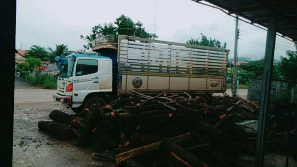 ขายแม่ลูกดั้ม HINO MAGA 245 แรง ปี47 กระบะแม่ยาว 6.20ม. ตัวลูกยาว7.20ม.สภาพดี อยู่ภาคอิสาน ราคา1,585 ขายแม่ลูกดั้ม HINO MAGA 245 แรง ปี47 กระบะแม่ยาว 6.20ม. ตัวลูกยาว7.20ม.สภาพดี อยู่ภาคอิสาน ราคา1,585