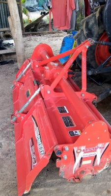 ขายรถไถคูโบค้า รุ่นL5018 รถปี58 รถมือสอง พร้อมอุปกรณ์ครบ ดันหน้า ผานพรวน และโลตารี่ รถสภาพเหมือนใหม่ ขายรถไถคูโบค้า รุ่นL5018 รถปี58 รถมือสอง พร้อมอุปกรณ์ครบ ดันหน้า ผานพรวน และโลตารี่ รถสภาพเหมือนใหม่