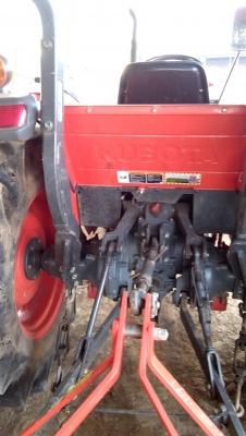 ขายรถไถคูโบค้า รุ่นL5018 รถปี58 รถมือสอง พร้อมอุปกรณ์ครบ ดันหน้า ผานพรวน และโลตารี่ รถสภาพเหมือนใหม่ ขายรถไถคูโบค้า รุ่นL5018 รถปี58 รถมือสอง พร้อมอุปกรณ์ครบ ดันหน้า ผานพรวน และโลตารี่ รถสภาพเหมือนใหม่