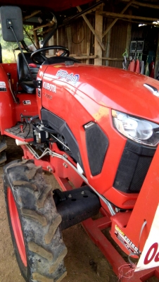 ขายรถไถคูโบค้า รุ่นL5018 รถปี58 รถมือสอง พร้อมอุปกรณ์ครบ ดันหน้า ผานพรวน และโลตารี่ รถสภาพเหมือนใหม่