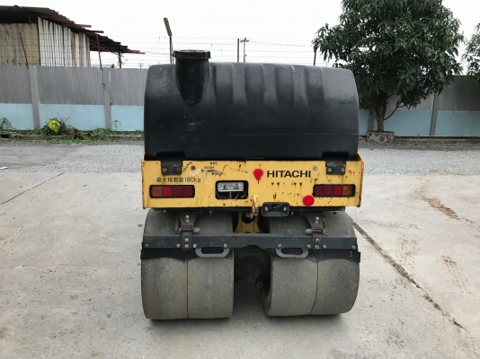 ขายรถบด3ตัน HITACHIรุ่นCC135นำเข้าญี่ปุ่นไม่เคยใช้งานในไทย หน้าเหล็กหลังยาง ขับ2เพลาเอวอ่อน เครื่องอีซูซุ3สูบ สภาพดีพร้อมใช้งาน มีให้เลือกหลายคันหลายขนาด Line:Jiraroj2909