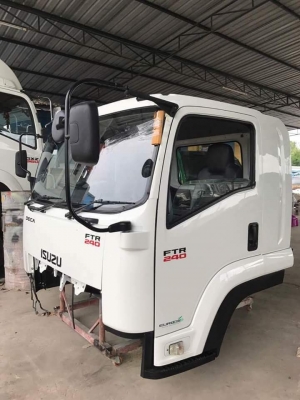 หัวรถอีซุซุFTR/240