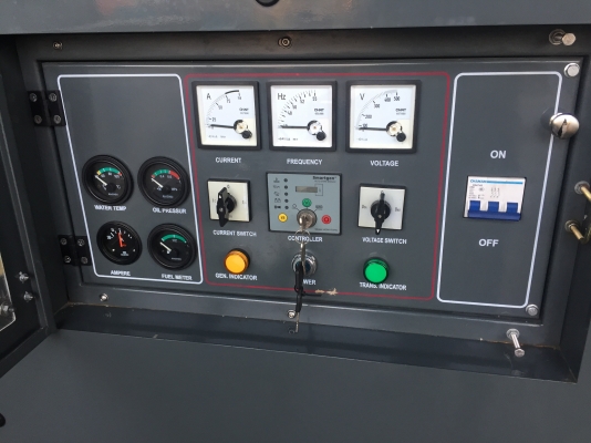 ขายเครื่องปั่นไฟ ขนาด30kvaสต็อกเก่าเก็บระบบบัสเลสจอดิจิตอล