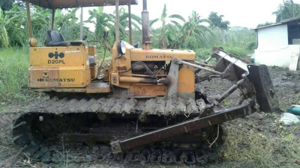 KOMATSU  D20PL