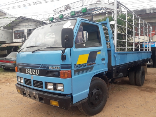 ขาย6 ล้อ ISUZU NKR110 แรง ดาวน์88,000บาท (ลูกค้าร้อยเอ็ดนำเงินสดมาจ่ายรับรถกลับบ้านแล้วคับรวยๆเฮงๆ)อ