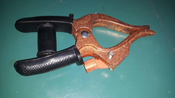 ขายที่คีบสายดิน MADE IN JAPAN.เก่าเก็บ