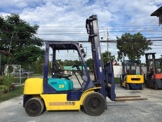 ขาย ฟอร์คลิฟท์ KOMATSU 2.5 ตัน เสาสูง 4.50 เมตร งาฮิ้งตักเทได้ นำเข้าจากญี่ปุ่น โทร.090-986-2521 อ๊อบ