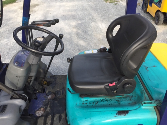 ขาย ฟอร์คลิฟท์ KOMATSU 2.5 ตัน เสาสูง 4.50 เมตร งาฮิ้งตักเทได้ นำเข้าจากญี่ปุ่น โทร.090-986-2521 อ๊อบ