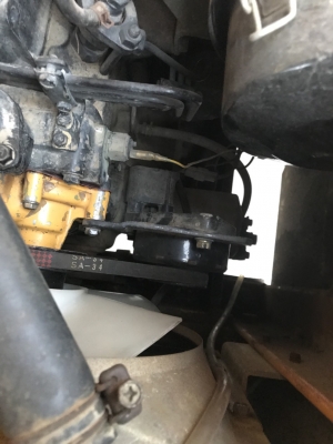 รถตักเล็ก Yanmar y20w-2 เก่านอก สภาพสวย เครื่องปั๊มแรงดี สนใจติดต่อ0813553478 คุณโย