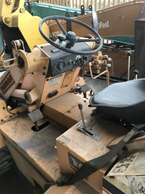 รถตักเล็ก Yanmar y20w-2 เก่านอก สภาพสวย เครื่องปั๊มแรงดี สนใจติดต่อ0813553478 คุณโย