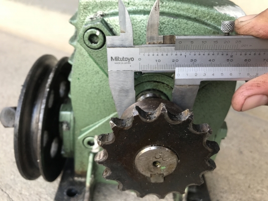 ขายหัวเกียร์ทดรอบ Bellpony เบอร์ 60 อัตราทด 1:30 Made in Japan สภาพสวยมาก หมุนนิ่ม พร้อมใช้งาน