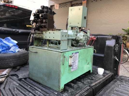 ขายปั้มน้ำมันไฮโดรลิค Nachi 3HP. 220V 3สาย made in Japan เก่าญี่ปุ่น พร้อมวาล์วคอนโทรล 110VAC อุปกรณ์ครบ สภาพสวย พร้อมใช้งาน