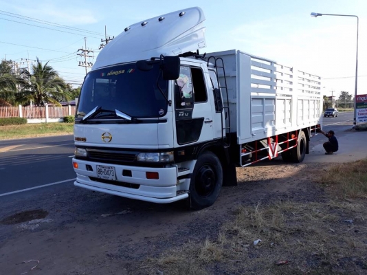 ขายรถ6ล้อ HINO FF1J 210แรง ปี44 ยาว7.20เมตร รถสวย ราคา700,000 สนใจโทร090-8588220 090-3258446 090-461 ขายรถ6ล้อ HINO FF1J 210แรง ปี44 ยาว7.20เมตร รถสวย ราคา700,000 สนใจโทร090-8588220 090-3258446 090-461