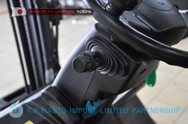 ขายรถโฟล์คลิฟท์มือสอง TOYOTA รุ่น 8FG15-13809 นำเข้าจากประเทศญี่ปุ่น 100\% ไม่เคยใช้งานในไทย