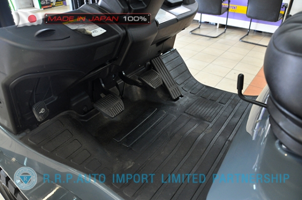 ขายรถโฟล์คลิฟท์มือสอง TOYOTA รุ่น 8FG15-13809 นำเข้าจากประเทศญี่ปุ่น 100\% ไม่เคยใช้งานในไทย