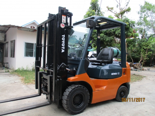 ขายรถยกโฟร์คลิฟท์TOYOTAรุ่น7FG18ขนาด 1.8 ตันขายด่วน 140000 บาท
