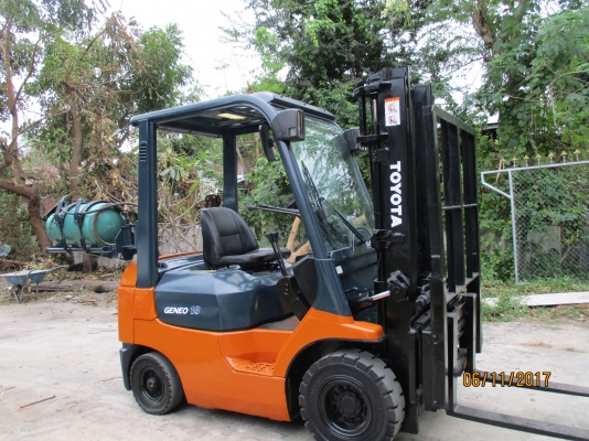 ขายรถยกโฟร์คลิฟท์TOYOTAรุ่น7FG18ขนาด 1.8 ตันขายด่วน 140000 บาท