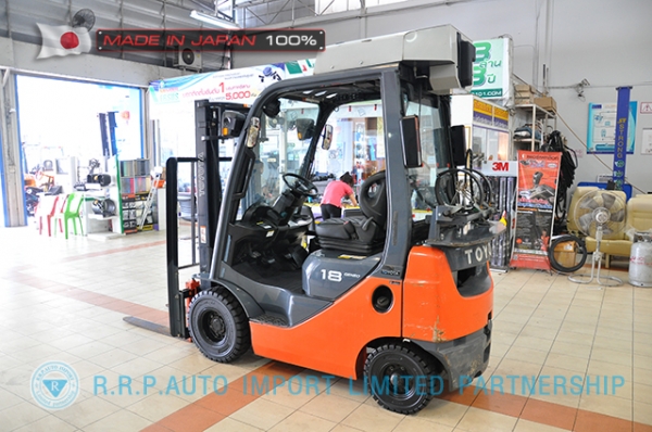 ขายรถโฟล์คลิฟท์มือสอง TOYOTA รุ่น 8FG18-13257 นำเข้าจากประเทศญี่ปุ่น 100\% ไม่เคยใช้งานในไทย