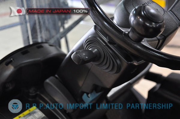 ขายรถโฟล์คลิฟท์มือสอง TOYOTA รุ่น 8FG18-13257 นำเข้าจากประเทศญี่ปุ่น 100\% ไม่เคยใช้งานในไทย