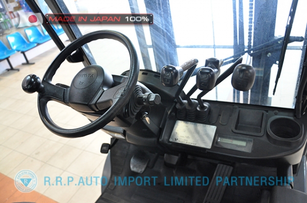 ขายรถโฟล์คลิฟท์มือสอง TOYOTA รุ่น 8FG18-13257 นำเข้าจากประเทศญี่ปุ่น 100\% ไม่เคยใช้งานในไทย