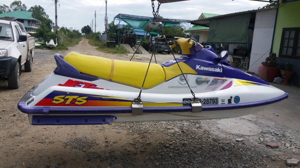 ขออนุญาต ขาย KAWASAKI STS750cc. สุดยอดเรือ 3 ที่นั่ง เก่าญี่ปุ่น มีถอยหลัง ขออนุญาต ขาย KAWASAKI STS750cc. สุดยอดเรือ 3 ที่นั่ง เก่าญี่ปุ่น มีถอยหลัง
