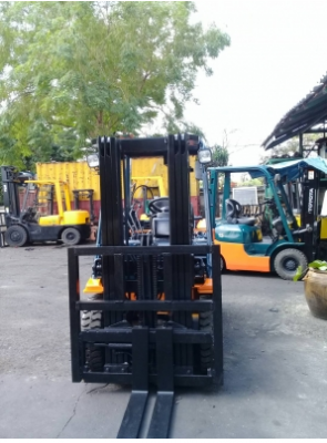 +++ ขายโฟล์คลิฟท์ TOYOTA 7FG25 ขนาด 2.5 ตัน เครื่องยนต์เบนซิน แก๊ส เสา 3 เมตร เกียร์ธรรมาด งา 1,070 มม. ยางตันใหม่ครับ +++ ขายโฟล์คลิฟท์ TOYOTA 7FG25 ขนาด 2.5 ตัน เครื่องยนต์เบนซิน แก๊ส เสา 3 เมตร เกียร์ธรรมาด งา 1,070 มม. ยางตันใหม่ครับ