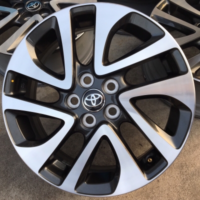 ล้อแม็กป้ายแดง Toyota Sienta รุ่นท๊อป ขอบ 16