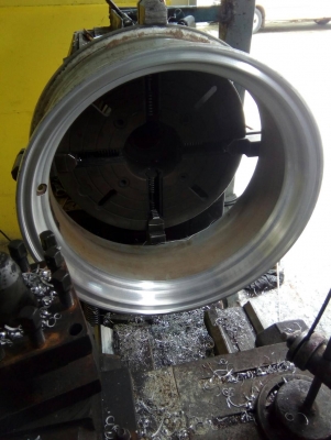 ขายเครื่องกลึง10ฟุต ขายเครื่องกลึง10ฟุต