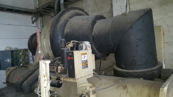 ขายชิลเลอร์เทรน 400 ตันพร้อมใช้ราคา550,000 บาท ขายชิลเลอร์เทรน 400 ตันพร้อมใช้ราคา550,000 บาท