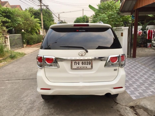 โตโยต้าฟอจูนเนอร์ บิลซิล 2700 V ออโต้ ขับ 2 รุ่นท็อปสุด ปี 2012-2013