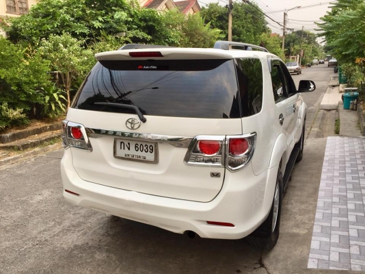 โตโยต้าฟอจูนเนอร์ บิลซิล 2700 V ออโต้ ขับ 2 รุ่นท็อปสุด ปี 2012-2013