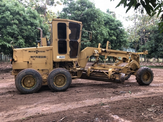 ขาย-ให้เช่ารถเกรด  ขนาดกลาง พร้อมใช้งาน