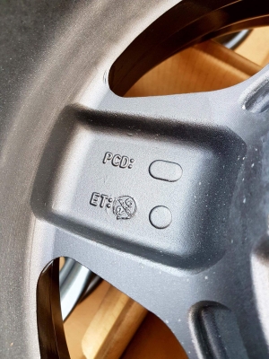 ขายล้อลาย Beradley V 16x8 ลบ 25 สวยๆ